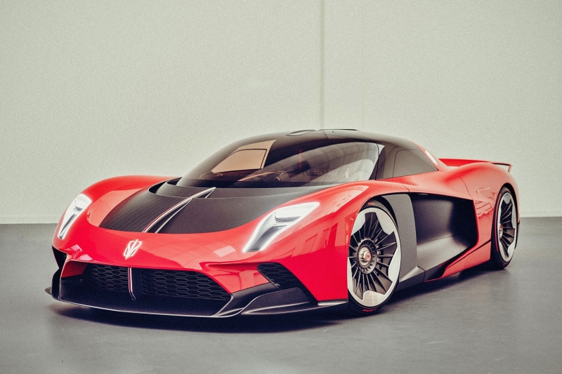 Вальтер де Сильва облагородил дизайн китайского суперкара Hongqi S9 и нарисует ещё три